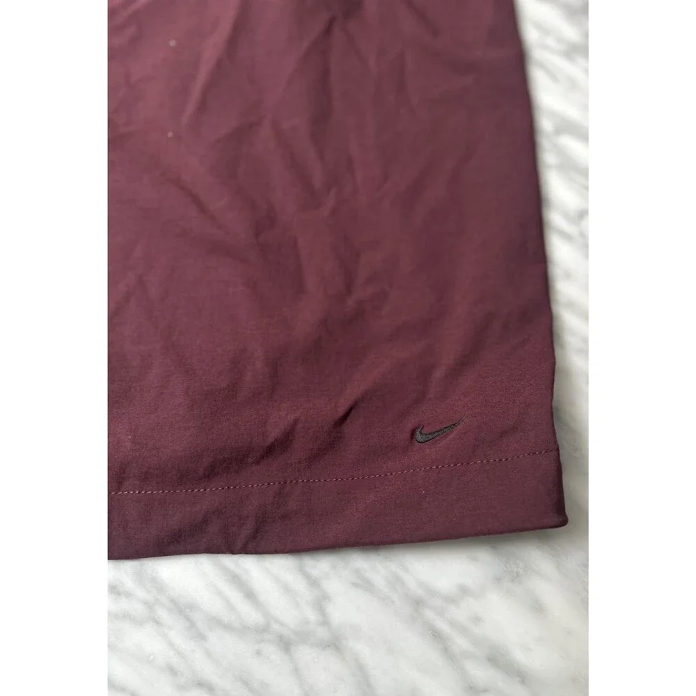 Nike Tech Woven Windbreaker Hooded Jacket Burgundy Mens Medium HM7151-652 NEW